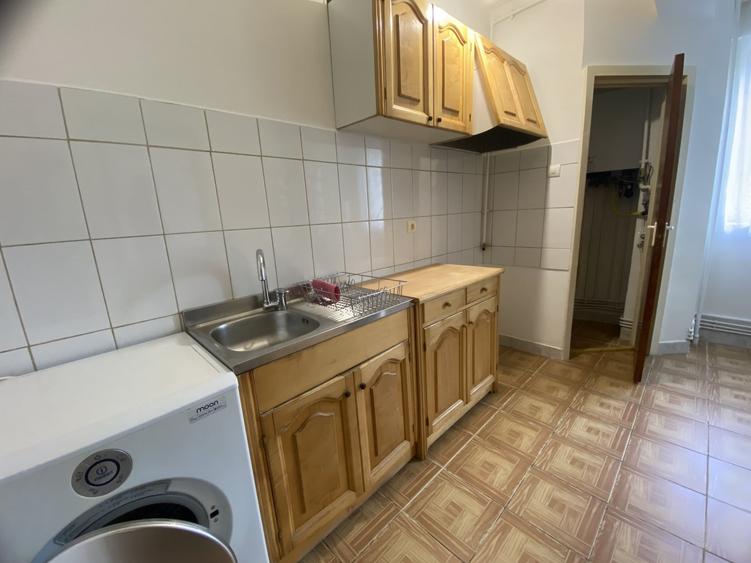 Apartament cu 2 camere decomandat, mobilat în Zorilor