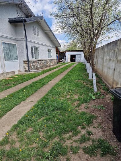 Casă cu Teren 565 Mp în Brebu