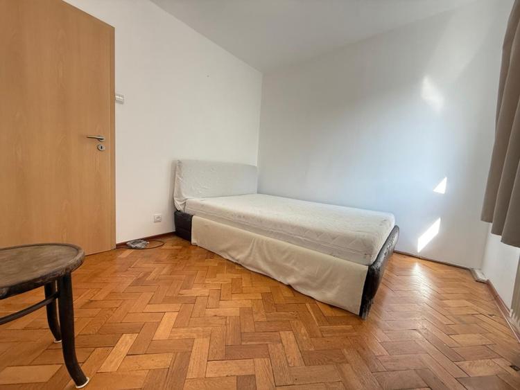 Apartament cu 3 camere decomandat, mobilat în Șagului