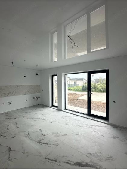 Casă cu 3 camere cu Teren 220 Mp în Dărăști-Ilfov