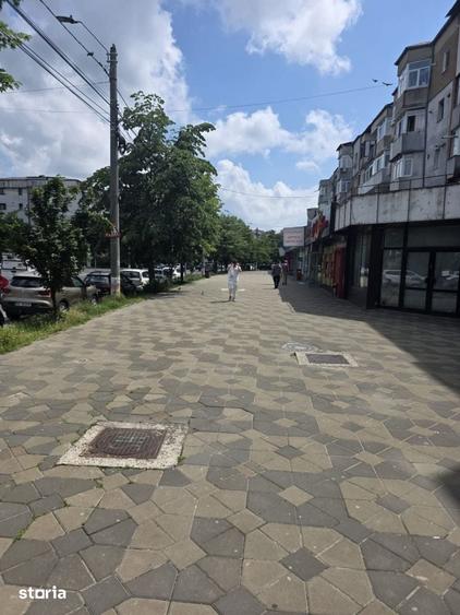 Spațiu comercial, de 60.4 mp, în Ștefan cel Mare