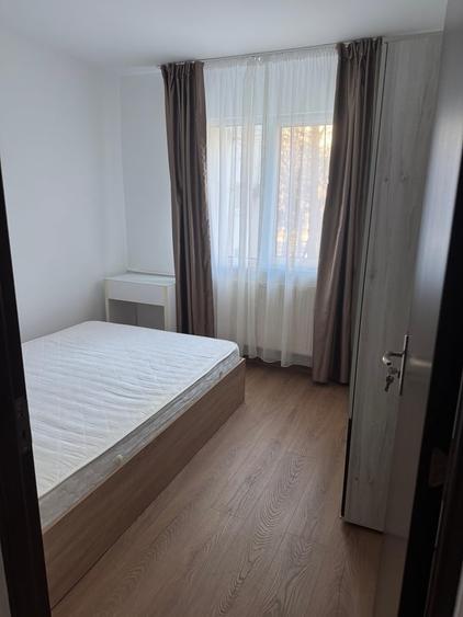 Piata Resita, Berceni, Sector 4, Bucuresti - 5