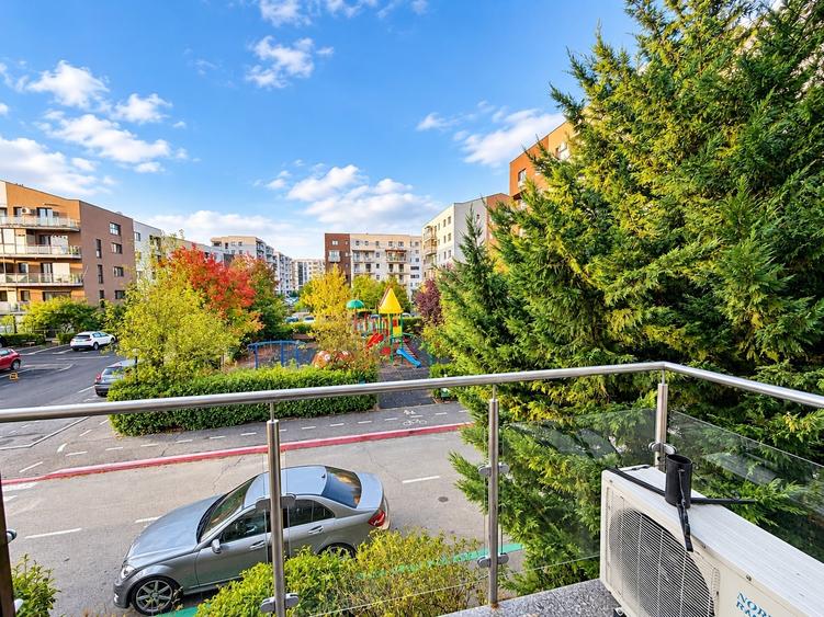 Apartament cu 3 camere decomandat în Nord