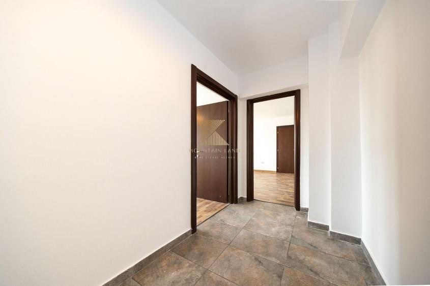 Apartament cu 3 camere semidecomandat în Gării