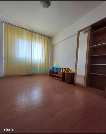 Apartament cu 3 camere decomandat în 9 Mai