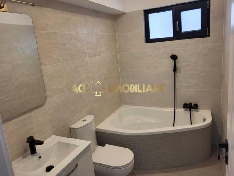 Apartament cu 3 camere semidecomandat, mobilat în Voluntari