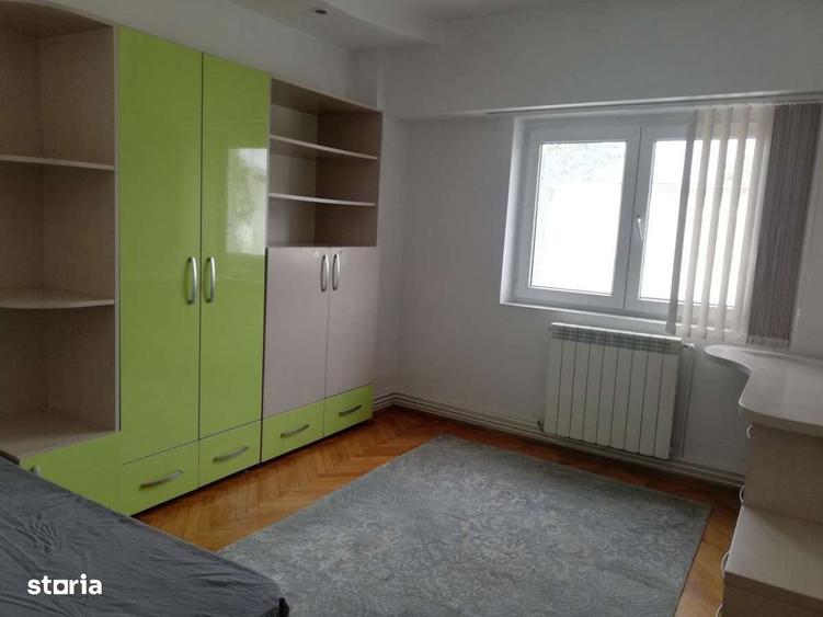 Apartament cu 2 camere decomandat în Câmpina