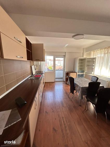Apartament cu 2 camere în Cetate