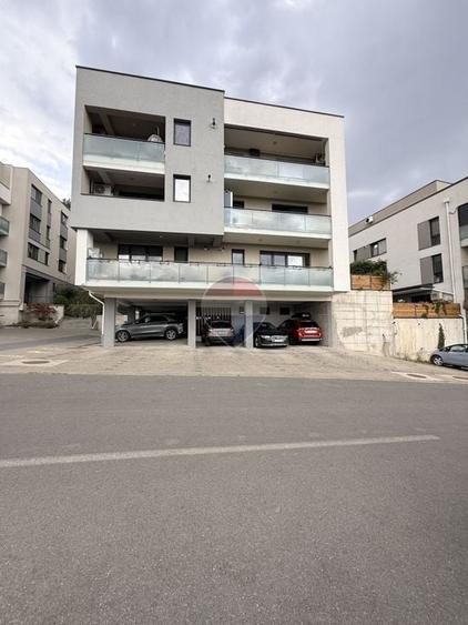 Apartament cu 2 camere de vânzare cu gradina proprie si parcare - 2
