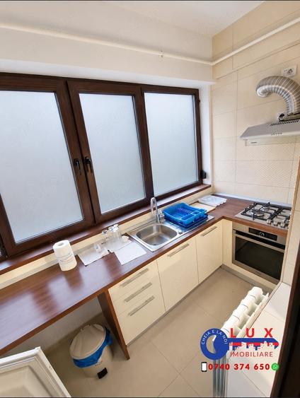 Apartament cu 2 camere decomandat în C5