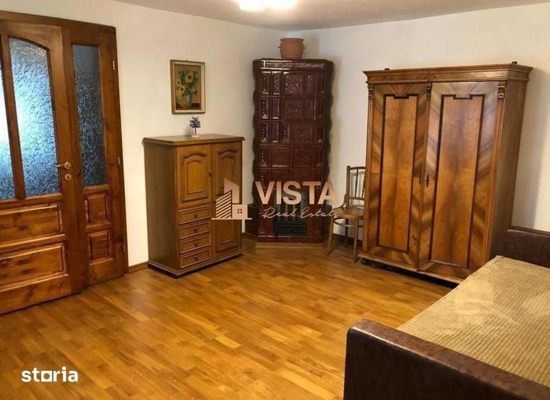 Casă cu 5 camere cu Teren 490 Mp în Vulcan