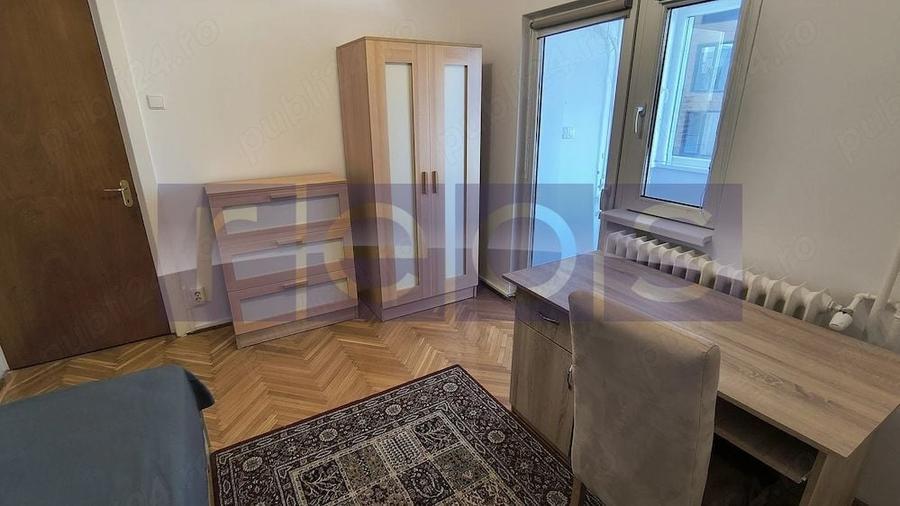 Apartament cu 4 camere decomandat, mobilat în Victoriei