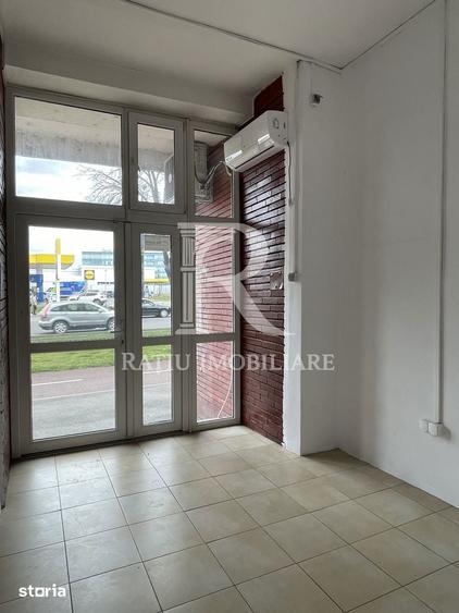 Spațiu comercial, de 12 mp, în Sântandrei