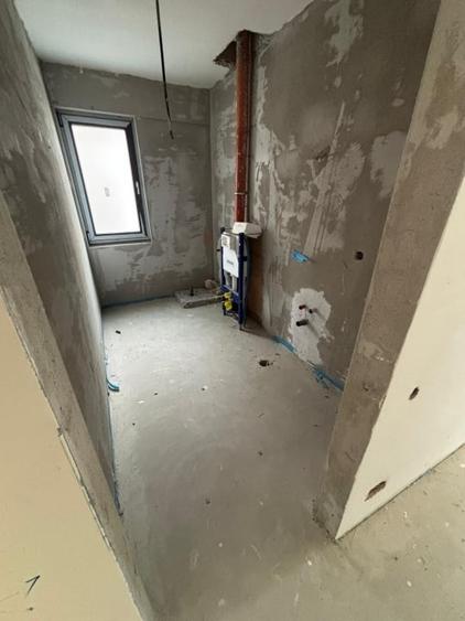 Apartament cu 2 camere decomandat în Între Lacuri