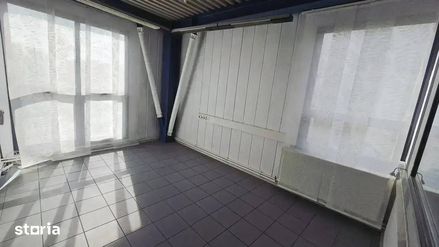 Spațiu comercial, de 370 mp, în Dămăroaia