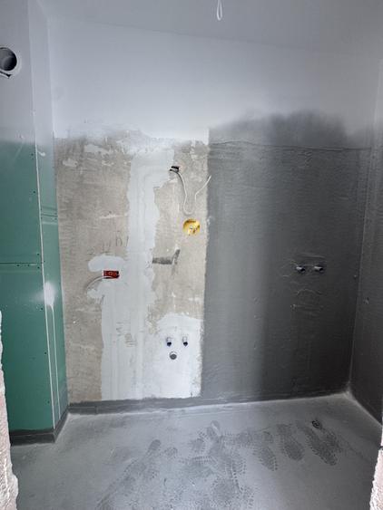 Apartament cu 4 camere în Otopeni