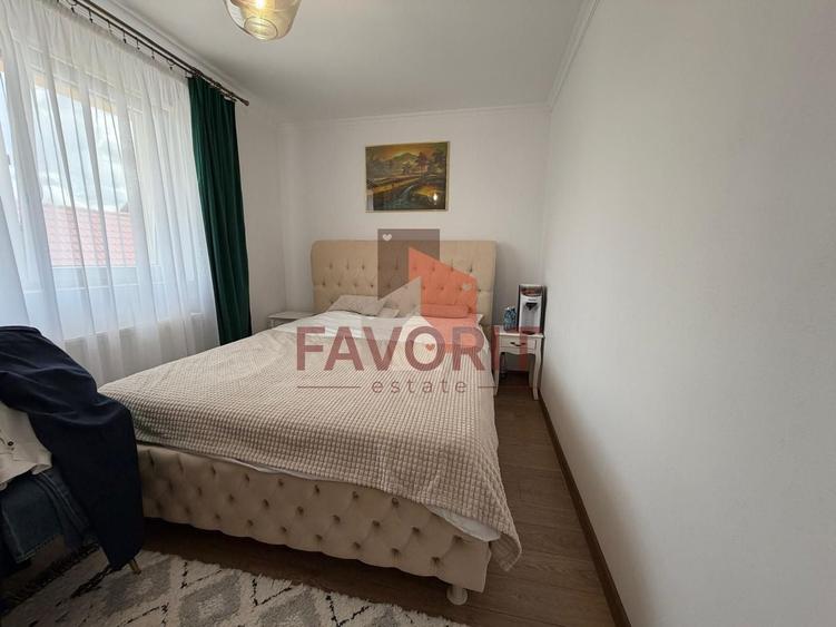 Casă cu 3 camere cu Canalizare în Sânandrei