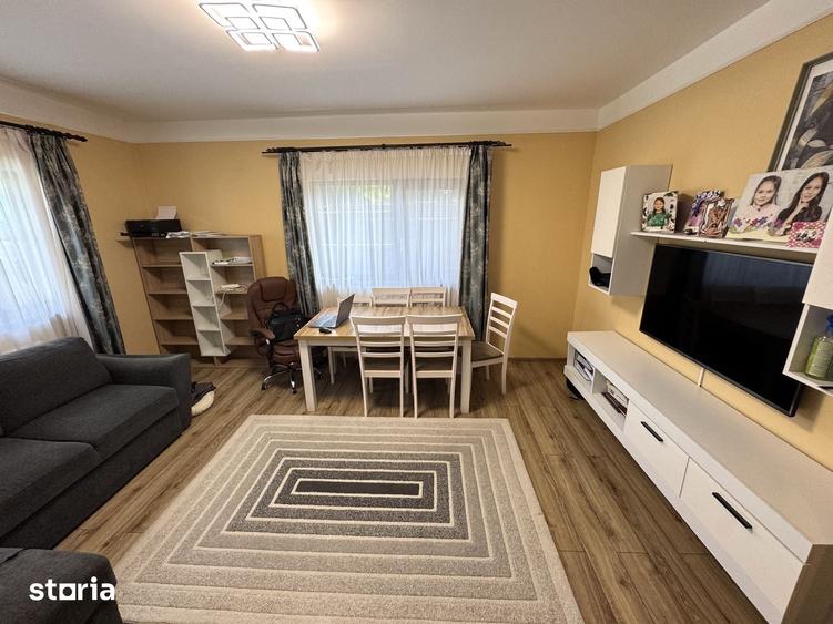 Casă cu 4 camere cu Teren 470 Mp în Rediu