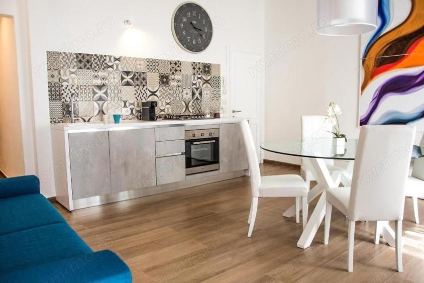 Apartament cu 3 camere decomandat în Giurgiului