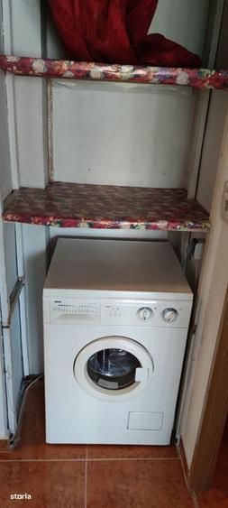 Apartament cu 3 camere decomandat, mobilat în Calea București
