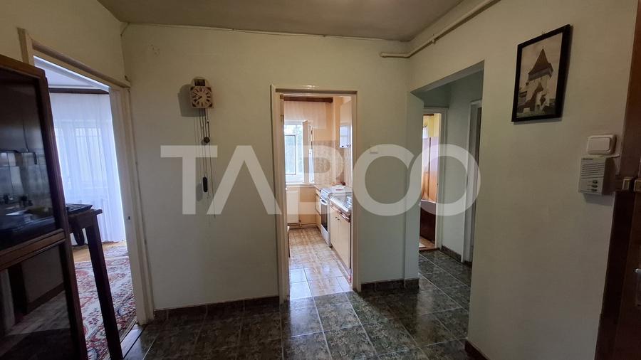 Apartament cu 2 camere decomandat, mobilat în Mihai Viteazul