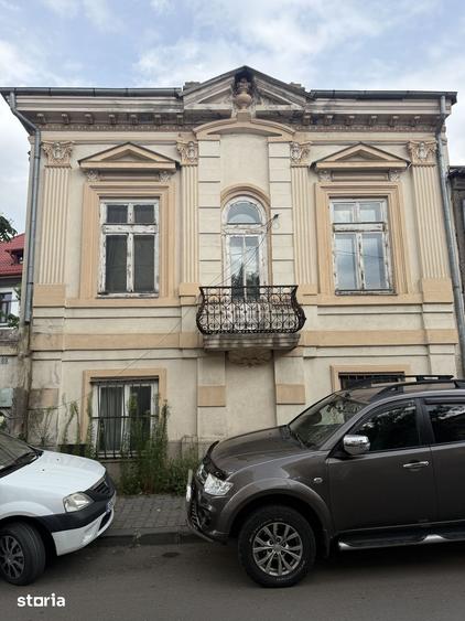 CASA ARHITECTURA DEOSEBITA CARTIERUL EVREIESC - 1