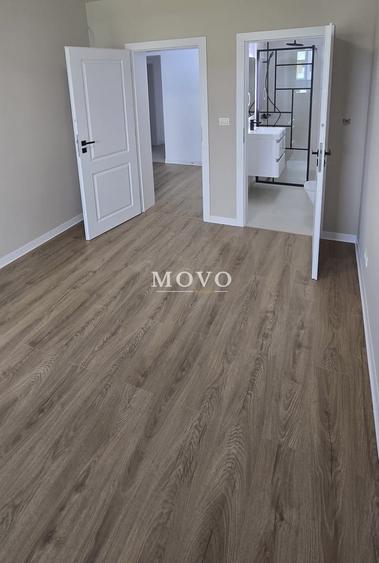 Duplex cu 4 camere cu Canalizare în Giroc