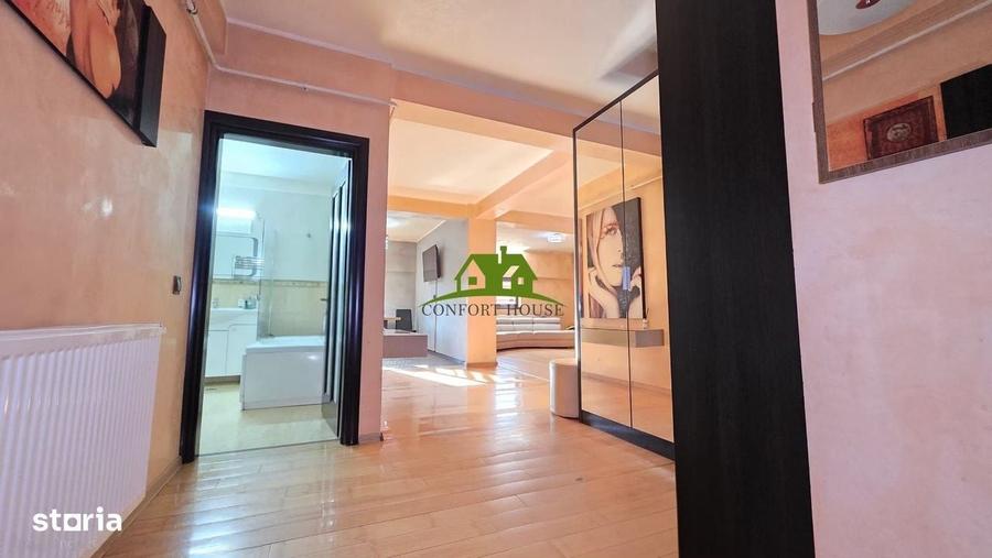 Apartament cu 3 camere în Republicii