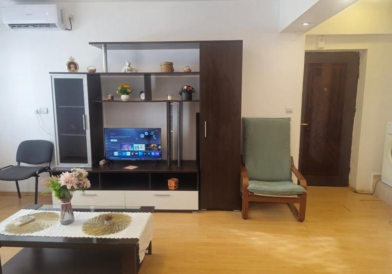 Apartament cu 2 camere semidecomandat în Națiunile Unite