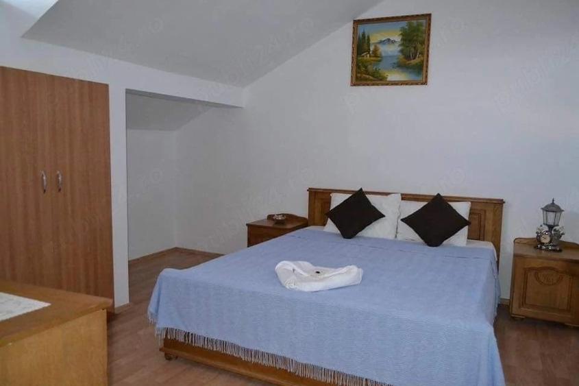 Casă cu 5 camere cu Teren 1000 Mp în Nord