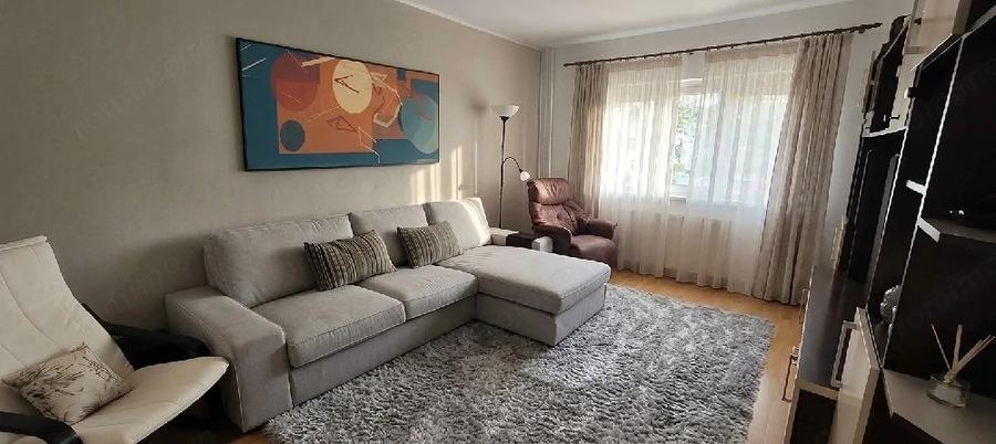 Apartament cu 3 camere decomandat, mobilat în Energiei
