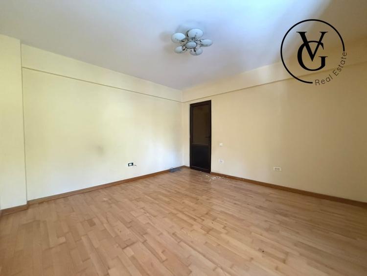 Apartament cu 3 camere decomandat în Ultracentral