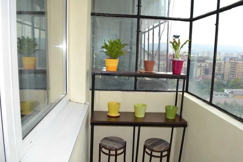 Apartament cu 2 camere decomandat, mobilat în Mărăști