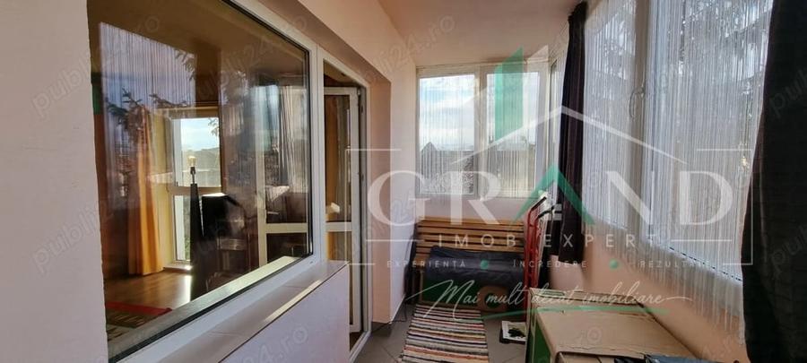 Apartament cu 2 camere decomandat, mobilat în Bulgaria