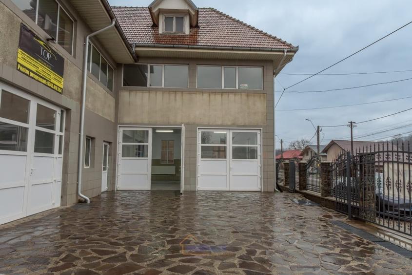 Spațiu comercial, de 117 mp, în Moinești