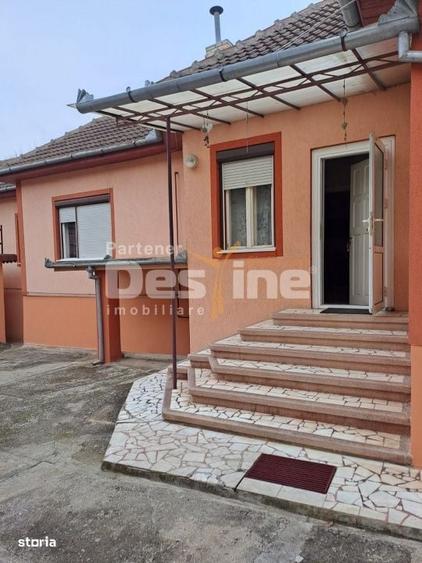Casă cu 4 camere în Hășdat