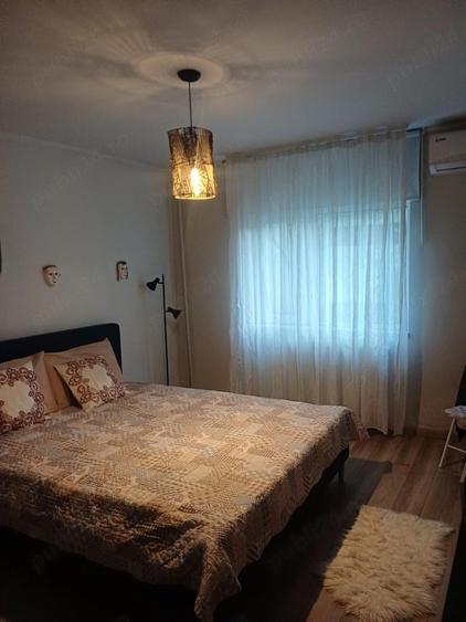 Apartament cu 3 camere decomandat în Rahova