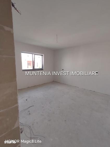Casă cu 4 camere cu Teren 308 Mp în Moșoaia