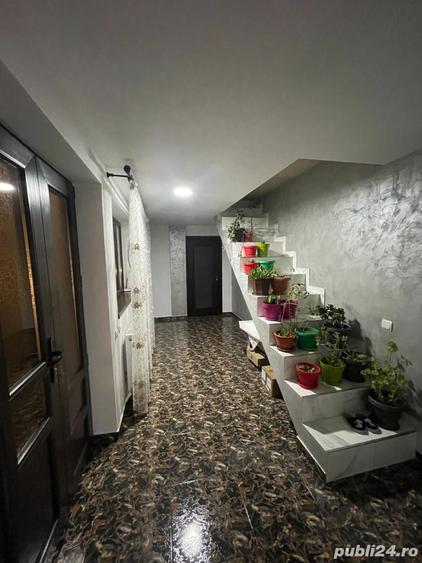 Casă cu 5 camere cu Teren 670 Mp în Săpoca