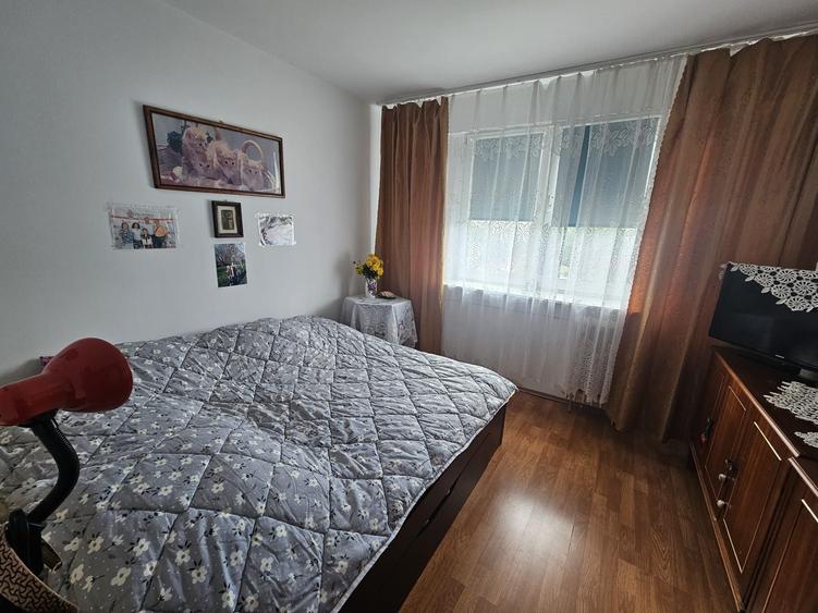 Apartament cu 2 camere decomandat în Doamna Ghica