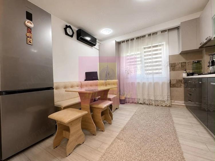 Apartament cu 3 camere decomandat în 13 Septembrie