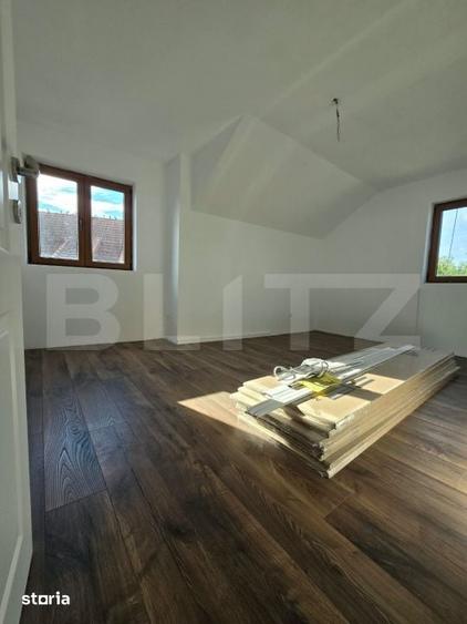 Casă cu 4 camere cu Teren 300 Mp în Central