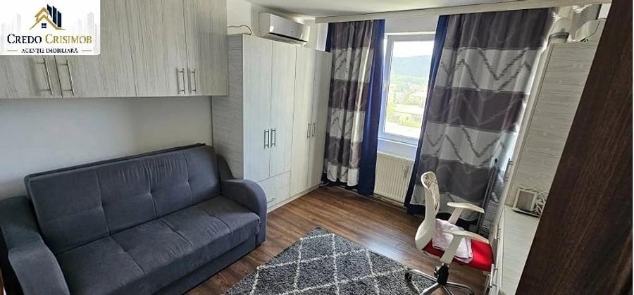 Apartament cu 2 camere semidecomandat în Micro I