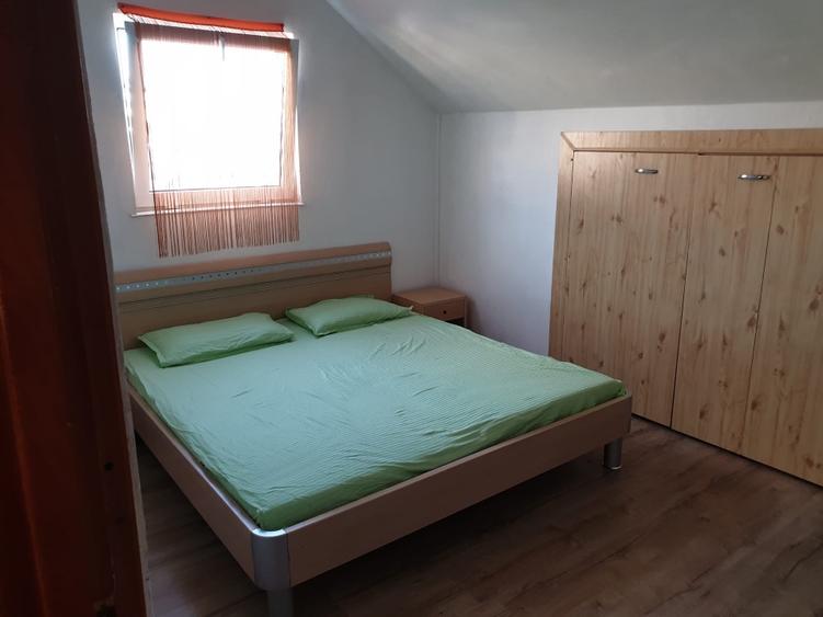 Apartament cu 5 camere decomandat în Ultracentral