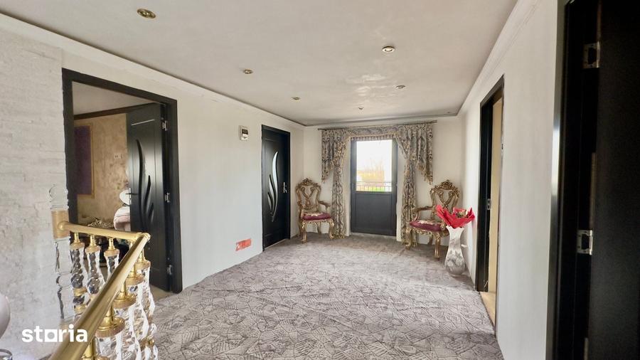Casă cu 5 camere cu Teren 403 Mp în Miroslava