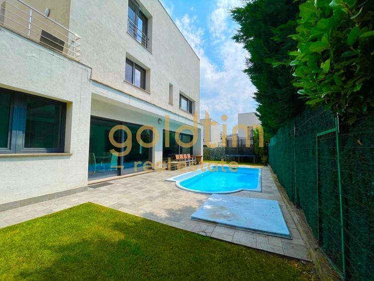 Casă cu 5 camere cu Canalizare în Pipera