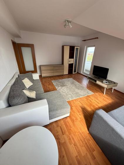 Apartament cu 2 camere decomandat în Zorilor