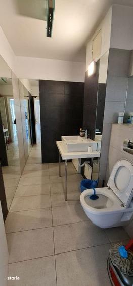 Spațiu comercial, de 62 mp, în Grivița