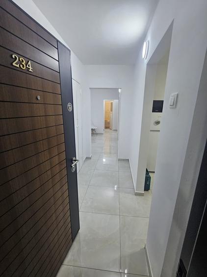 Apartament cu 3 camere decomandat în Iancului