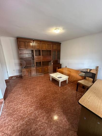 Apartament cu 3 camere semidecomandat, mobilat în Mănăștur